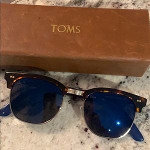 Toms sunglasses